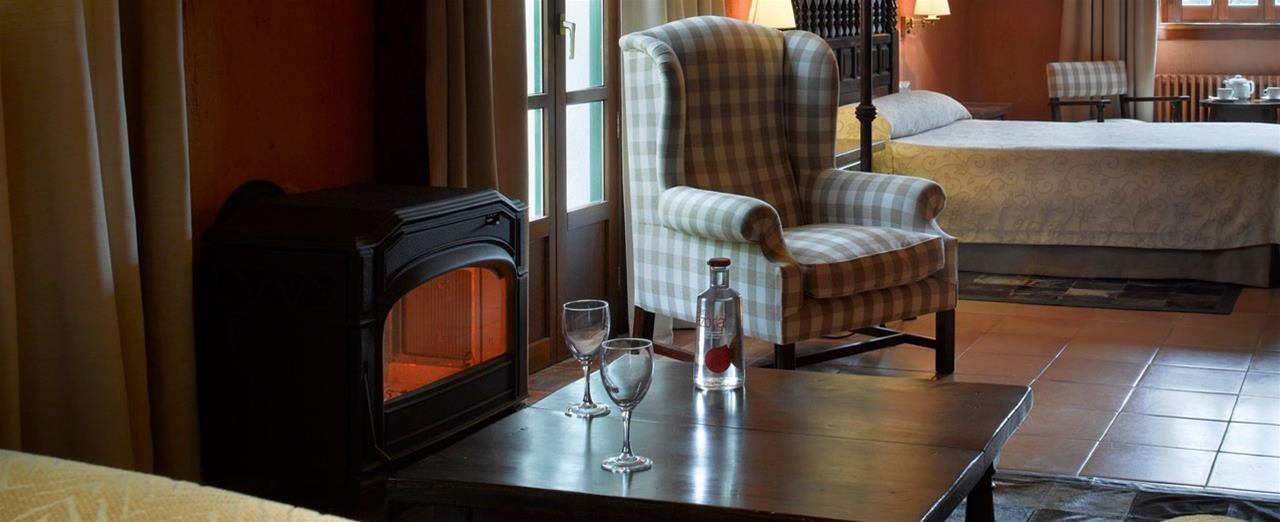 Hotel De 4*