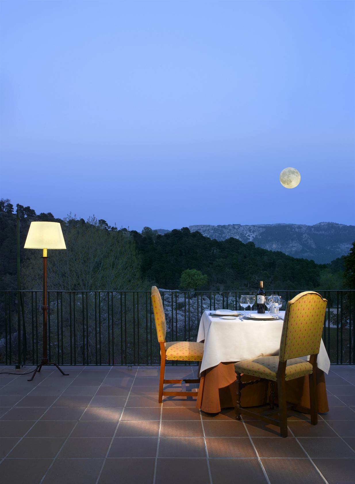 Hotel De 4*