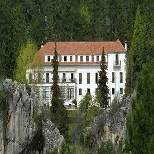 Hotel De 4*